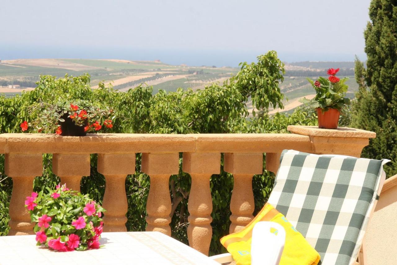 Casa Vacanze Surriano Шакка Экстерьер фото